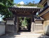 亀岡山報国寺南門