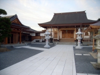 澤満山吉祥寺山門・参道